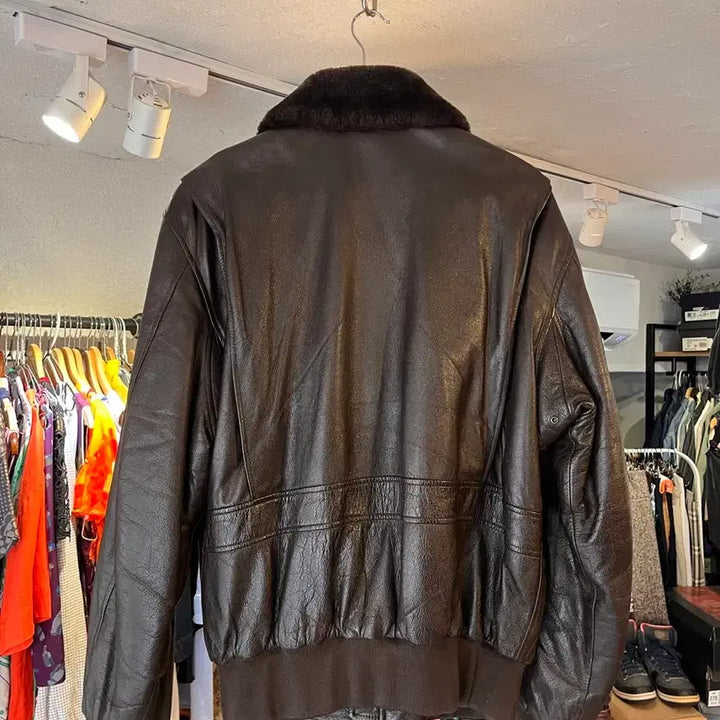 [BUNJANG] Korean Air Force Pilot Leather Jacket / 대한민국 공군 조종사 가죽 점퍼 (100)