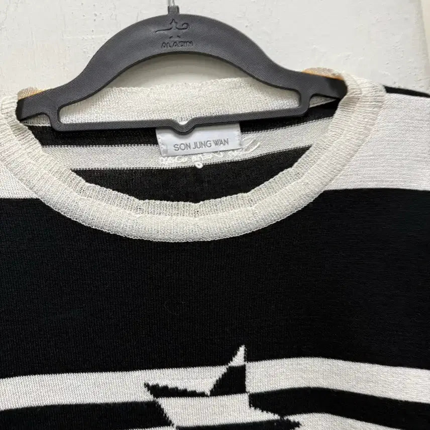 [BUNJANG] SON JUNG WAN Long Sleeve Top / SONJUNGWAN 긴팔