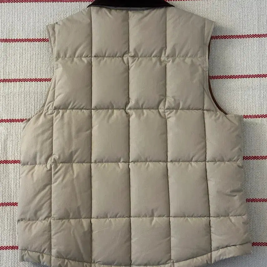 [BUNJANG] Wildbricks Padded Vest M / 와일드브릭스 패딩 조끼 베스트 (M)