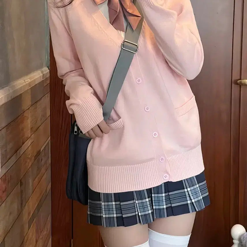 [BUNJANG] Jungkook (JK) School Uniform Pink Cardigan / Jk 교복 핑크 가디건 판매