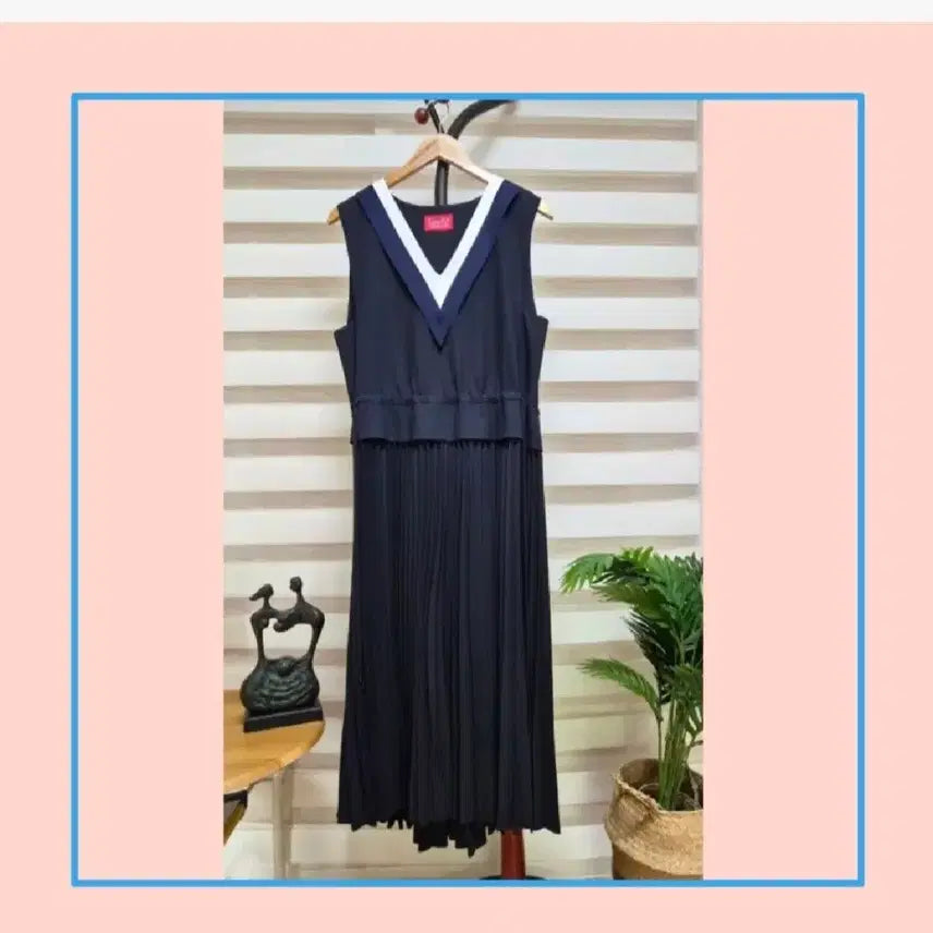 [BUNJANG] Lucky Chouette Navy Pleated Dress Size 36 / 택포)럭키슈에트 플리츠 원피스 36