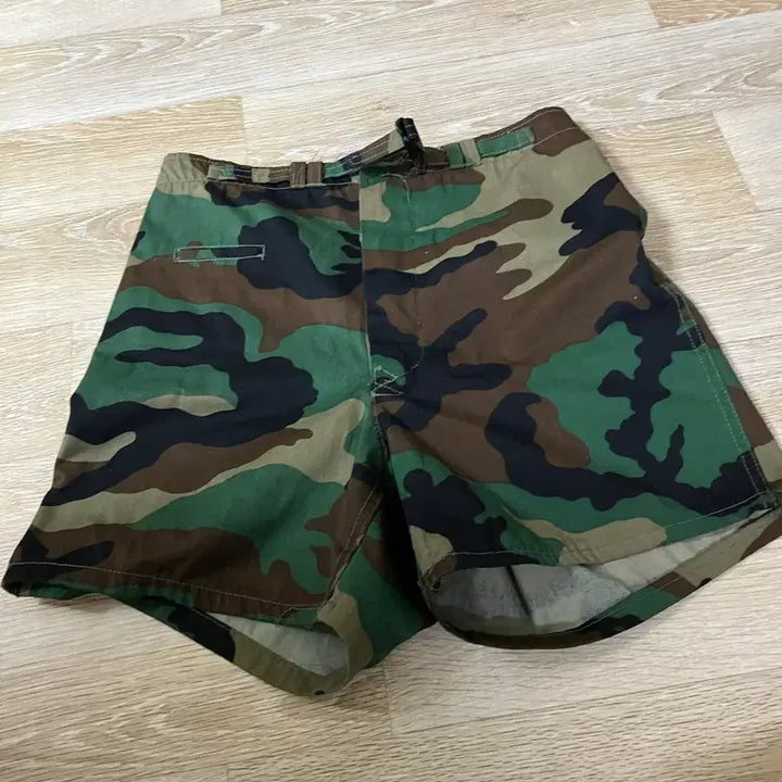 [BUNJANG] ROK Army Woodland Camouflage Utility Shorts / 국군 활동복
