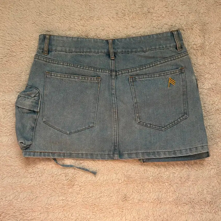[BUNJANG] GOGIRL Light Blue Pocket Cargo Mini Denim Skirt - Size S / 최종가*고걸 연청 포켓 카고 미니 청치마 S