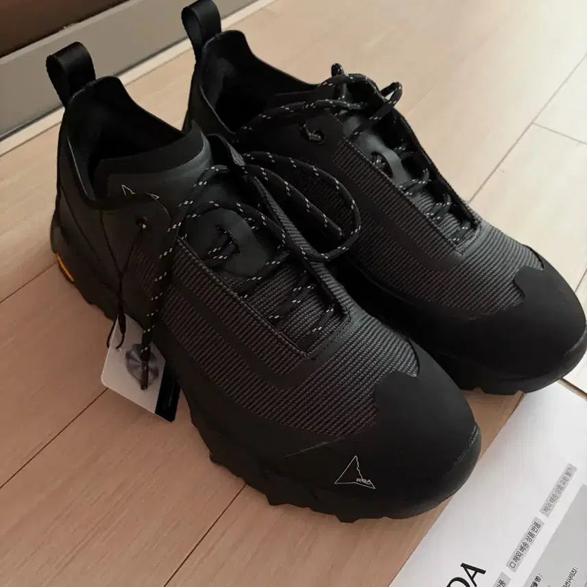 [BUNJANG] ROA Katarina Asphalt Hiking Boots EU41 / 로아 카타리나 아스팔트 블랙 EU41 새상품