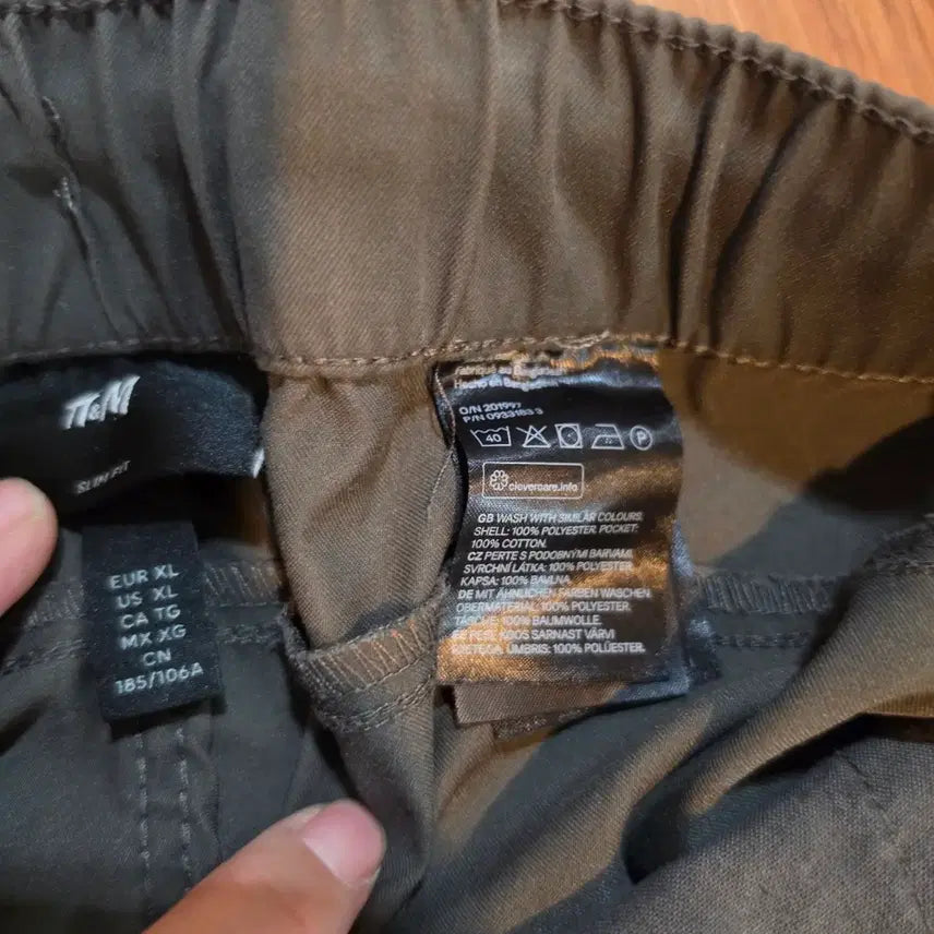 [BUNJANG] H&amp;M Khaki Cargo Pants XL / H&amp;M 가능성 긴카키색 팬츠 XL 허리조절 할수잇음 최상