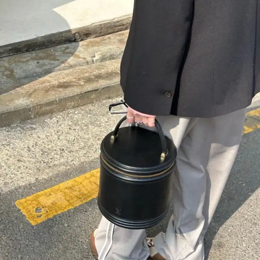 [BUNJANG] Louis Vuitton Epi Cannes Vanity Bag / 루이비통 에삐 깐느 베니티