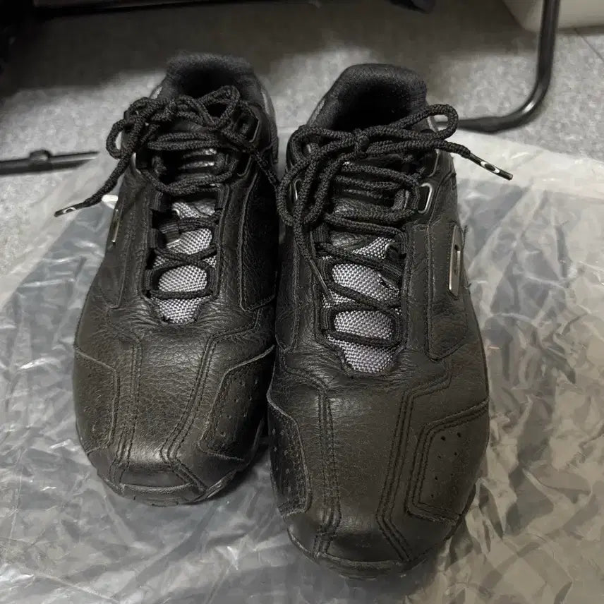 [BUNJANG] Oakley Sneakers Black / 오클리 신발 270