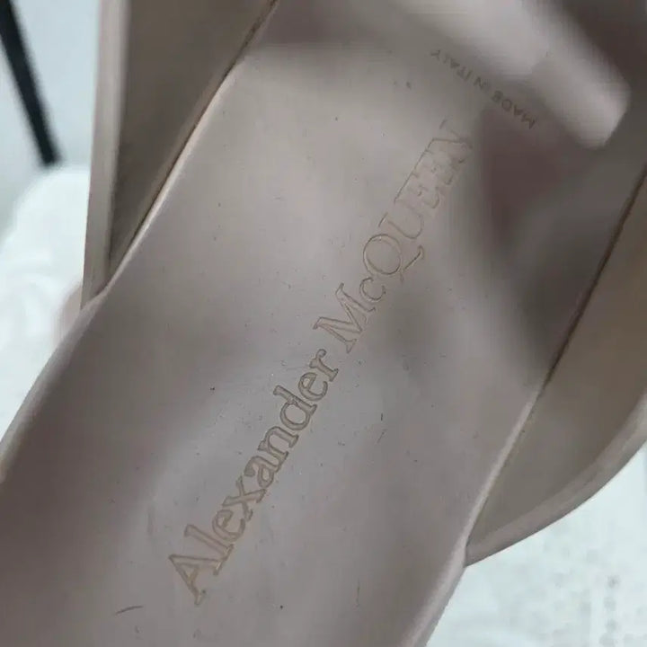 [BUNJANG] Alexander McQueen Pink Buckle Detail Sandals / 알렉산더맥퀸핑크샌들