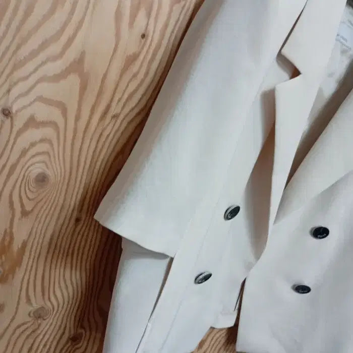 [BUNJANG] VOV 23SS Double Button 5-Part Cropped Jacket / VOV 23SS 더블버튼 5부 크롭 쟈켓