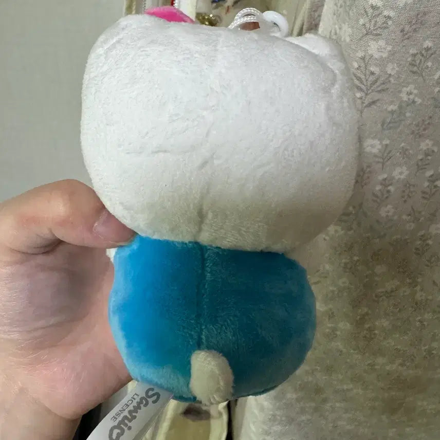 [BUNJANG] Hello Kitty Plush Keychain / 헬로키티 키링 판매