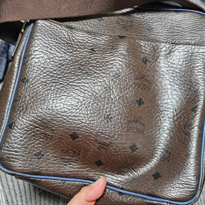 [BUNJANG] MCM Signature Monogram Crossbody Bag / MCM의 시그니처 모노그램크로스백