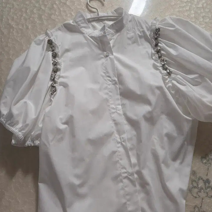 [BUNJANG] White Puff Blouse Shirt / 화이트 퍼프 셔츠 블라우스