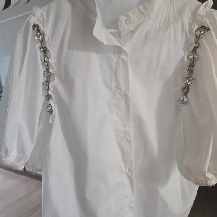[BUNJANG] White Puff Blouse Shirt / 화이트 퍼프 셔츠 블라우스