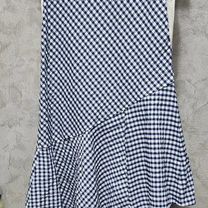 [BUNJANG] System Navy White Check Asymmetric Cut Long Skirt / 시스템스커트