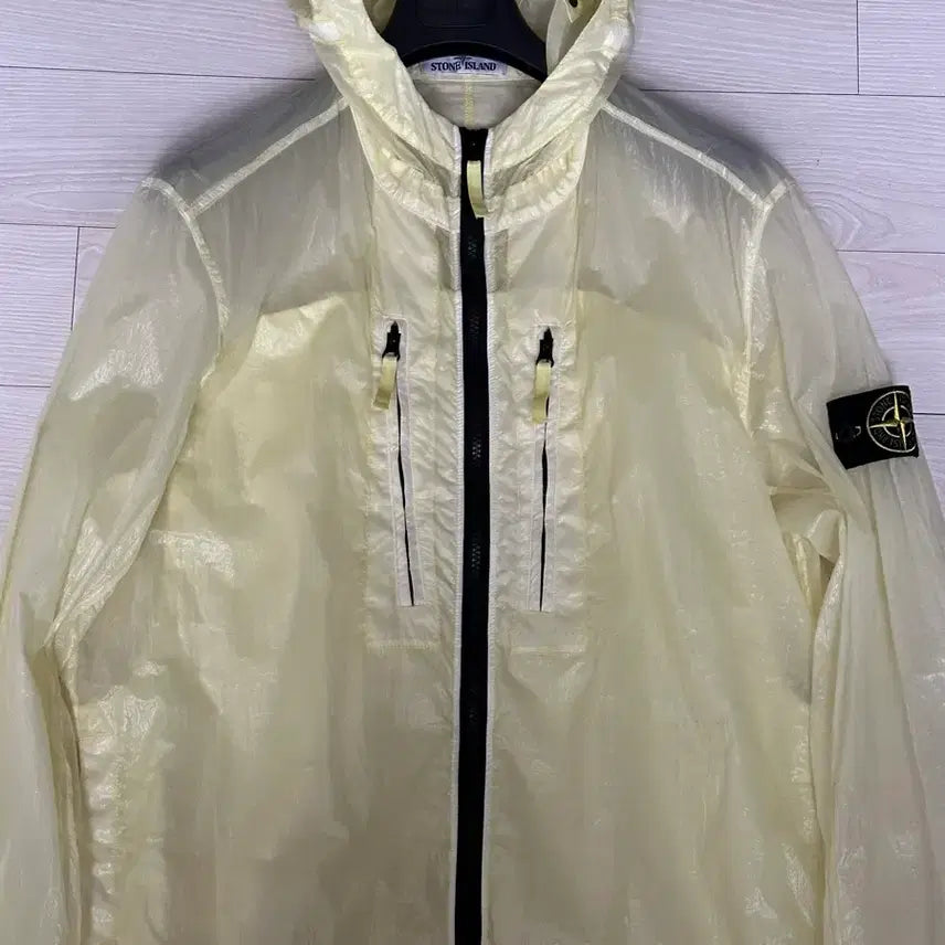[BUNJANG] Stone Island Lucid TC Packable Jacket 21SS L (105) / 스톤아일랜드 루시드 tc 패커블 자켓 21ss L(105)