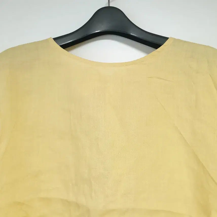 [BUNJANG] Yellow Linen Ruffle Short Sleeve Blouse / 옐로우 셔링 반팔 블라우스