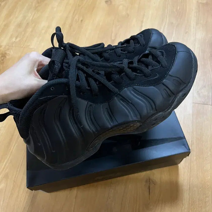 [BUNJANG] Nike Air Foamposite All Black 260mm Sneakers / 나이키 에어폼포짓 올블랙 260 판매
