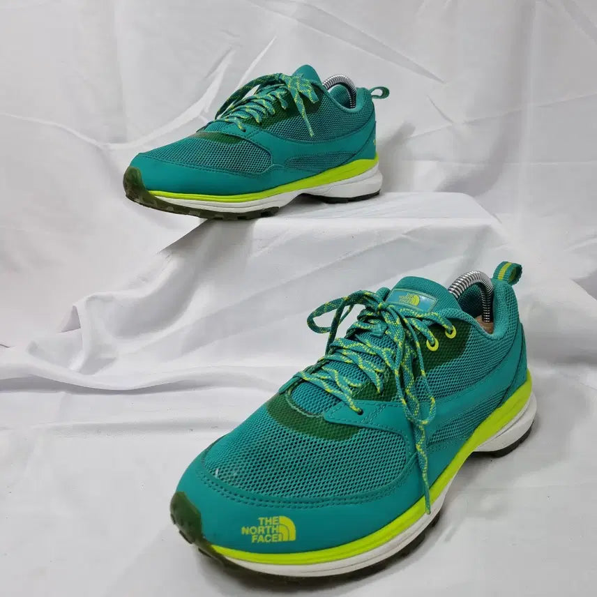 [BUNJANG] The North Face Dynamic Trail Green Sneakers (Vintage) / 빈티지하서 260 노스페이스 다이나믹 트레일 그린 스니커즈