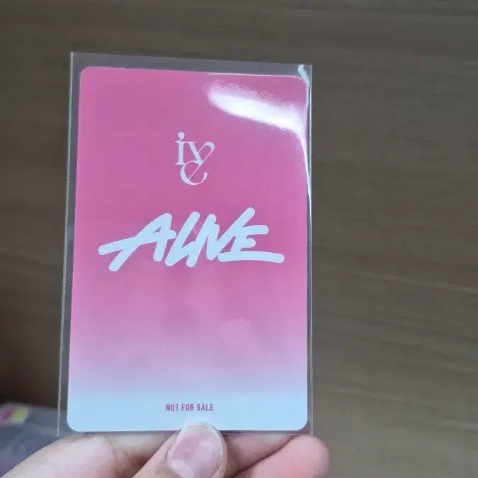 [BUNJANG] IVE Rei ALIVE Photocard / 아이브 레이 얼라이브 포토카드