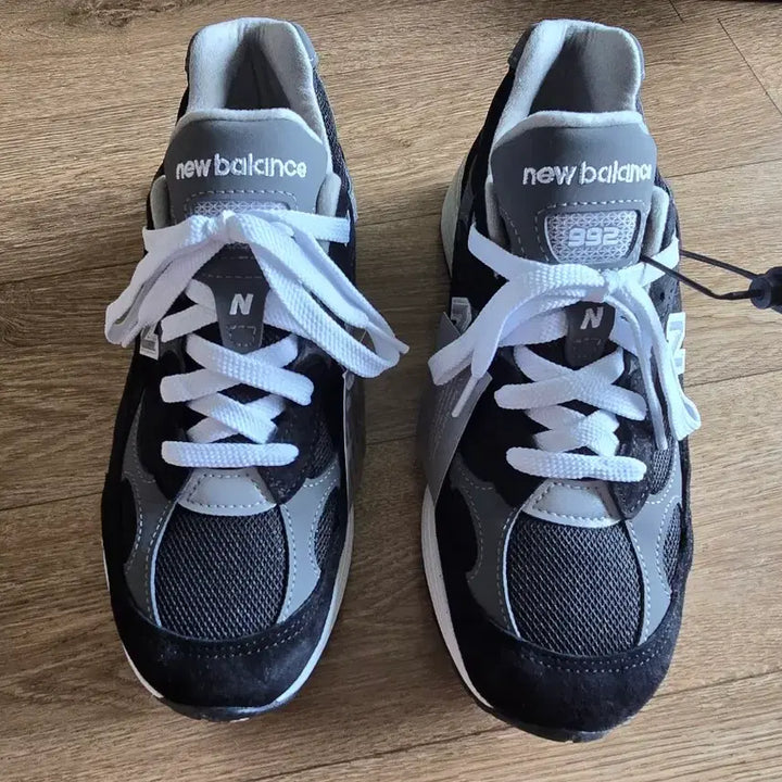 [BUNJANG] New Balance 992 Made in USA Core Black Grey U992BK Sneakers (Size 260) / 뉴발 992 블랙그레이 260 새제품 팝니다