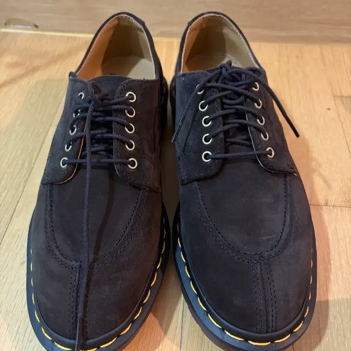 [BUNJANG] Dr. Martens 2046 Suede Derby Shoes - Dark Brown / 닥터마틴 2046 스웨이드 다크 브라운 더비슈즈