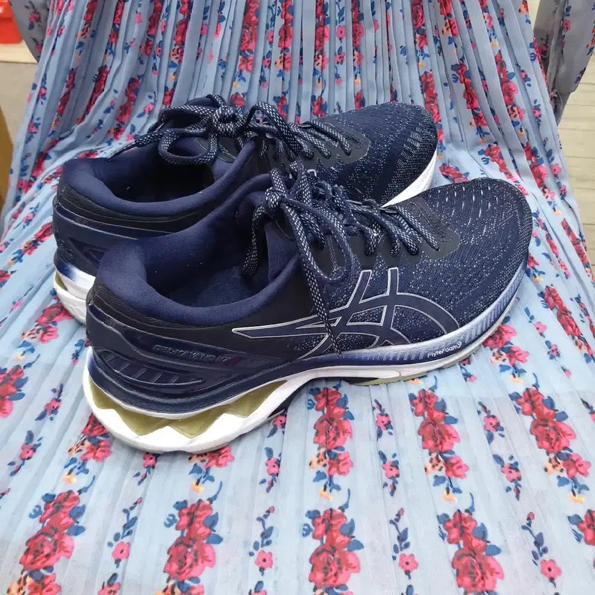 [BUNJANG] Asics Gel-Kayano 275mm Running Shoes / 아식스 젤카야노 275mm