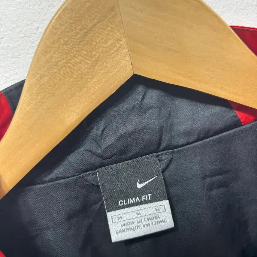 [BUNJANG] Nike Total 90 Windbreaker Jacket Black/Red M / 나이키 블랙/레드 90 바람막이 자켓 20S 토탈90 M