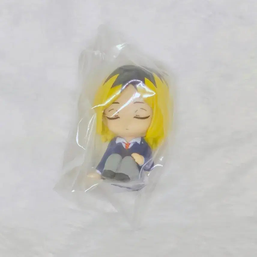 [BUNJANG] Haikyuu!! Kenma Kozume Shoulder Hug Gacha Figure / 하이큐 어깨쿵 교복 코즈메 켄마 가챠 피규어