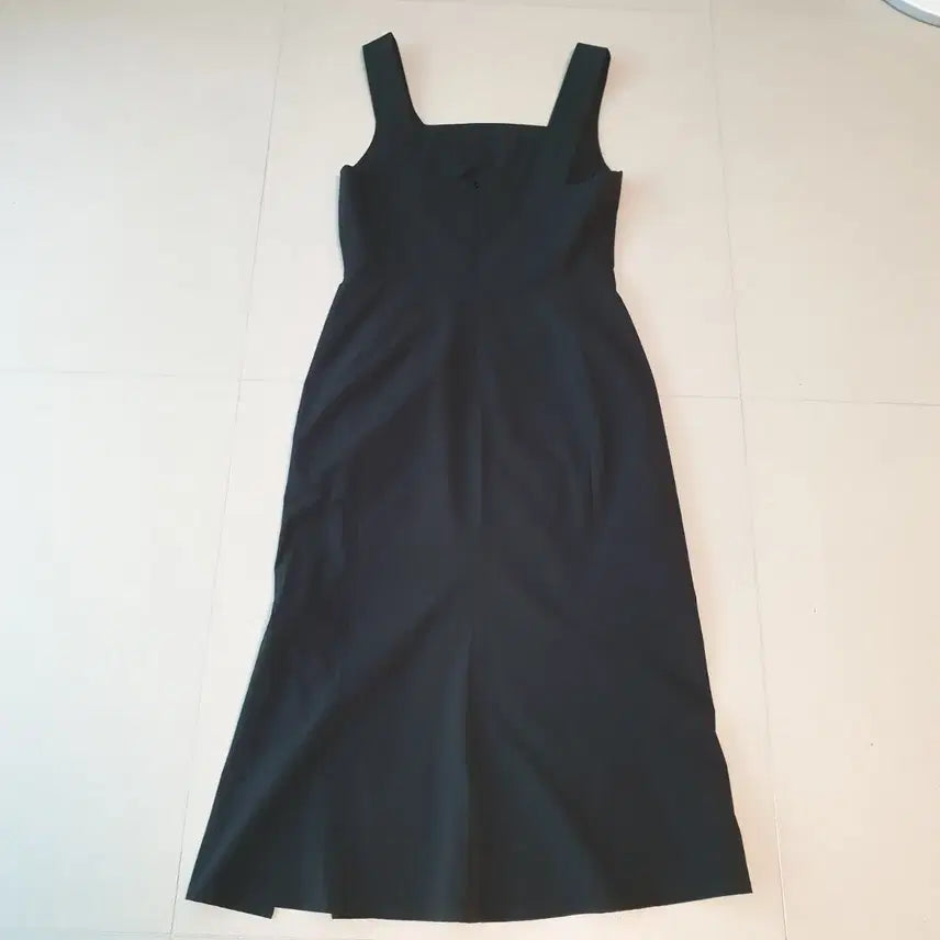[BUNJANG] Mine Black Sleeveless Square Neck Long Dress Size 76 / 마인 민소매 블랙 스퀘어넥 롱 원피스 76