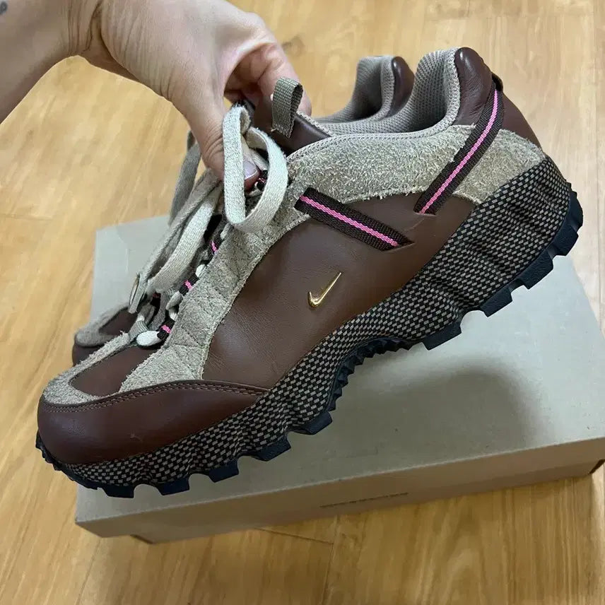 [BUNJANG] Nike Jacquemus Humara Brown/Pink Sneakers / 나이키 자크뮈스 휴마라 255 판매