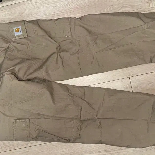 [BUNJANG] Carhartt Regular Cargo Pants (31-32) / 칼하트 레귤러 카고 팬츠 31-32 팔아요!