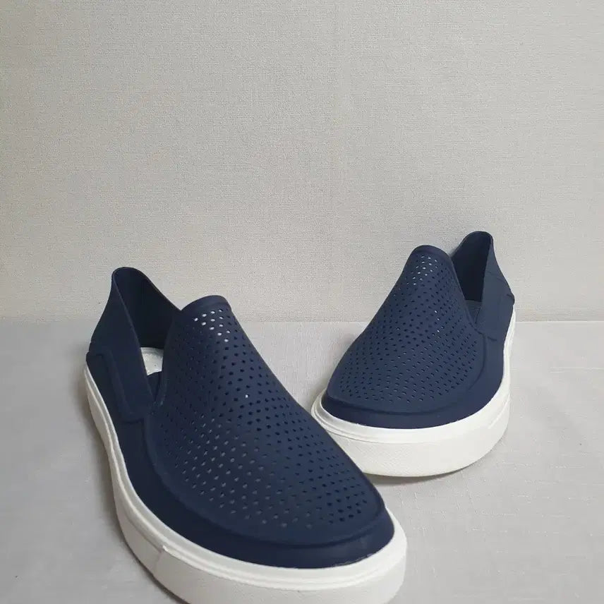 [BUNJANG] Crocs Cityrain Loafer Slip-on Navy White / 280mm 크록스 시티레인 로카 슬립온 네이비 화이트