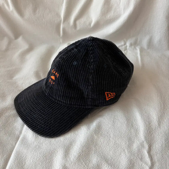 [BUNJANG] BEAMS BOY x NEW ERA Corduroy Ball Cap / BEAMS BOY x NEW ERA 별주 코듀로이 볼캡