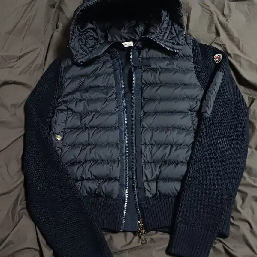 [BUNJANG] Moncler Knit Padded Hooded Zip Jacket M / 신세계백화점구매 {정품} 몽클레어 니트패딩 후드집업 자켓