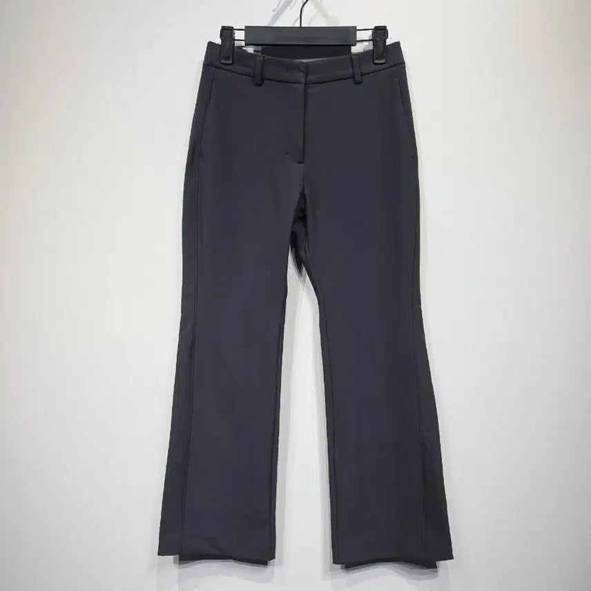 [BUNJANG] Andar Functional Bootcut Slack Pants Dark Gray (Size S) / S. 안다르 (andar) 기능성 부츠컷 슬랙스 다크그레이