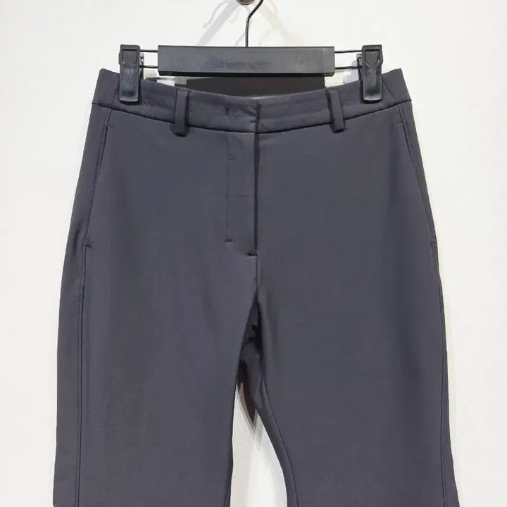 [BUNJANG] Andar Functional Bootcut Slack Pants Dark Gray (Size S) / S. 안다르 (andar) 기능성 부츠컷 슬랙스 다크그레이