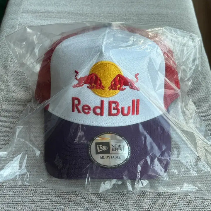 [BUNJANG] New Era Red Bull White/Purple Cap / 뉴에라 레드불 볼캡 화이트/퍼플