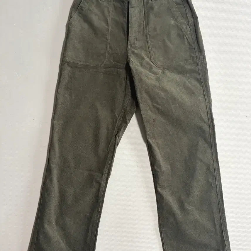 [BUNJANG] Uniform Bridge Corduroy Pants Olive / 유니폼브릿지 코듀로이 팬츠 올리브