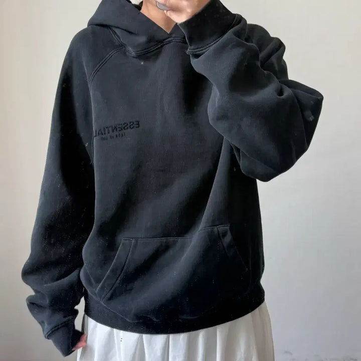 [BUNJANG] Fear of God Essentials Hoodie / [M] 에센셜 피어오브갓 후드티