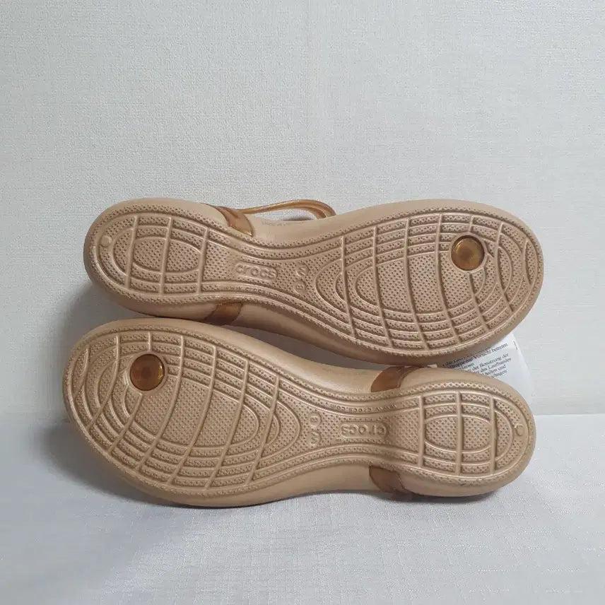 [BUNJANG] Crocs Isabella T-Strap Sandals / 미사용 크록스 여성 샌들 이사벨라 T스트랩 202467-854 250mm
