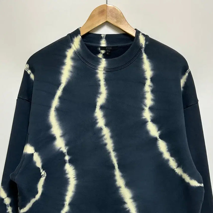 [BUNJANG] COS Tie-Dye Pattern Sweatshirt - Navy, Men&