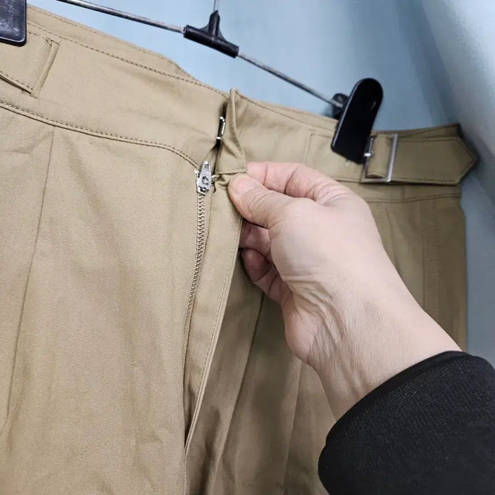 [BUNJANG] Joon Ji Beige Shorts Size 44 / 준지베이지 반바지 44