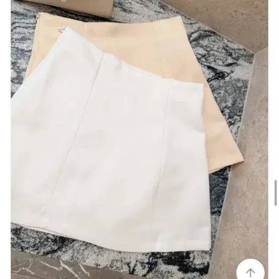 [BUNJANG] Long Sleeve Knit White Mini Skirt Set / 긴팔 니트 화이트 미니스커트 세트