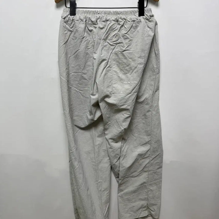 [BUNJANG] SLOW RECORD HOUSE Nylon One-Tuck Pants / (P36) SLOW RECORD HOUSE 나일론 원턱 팬츠