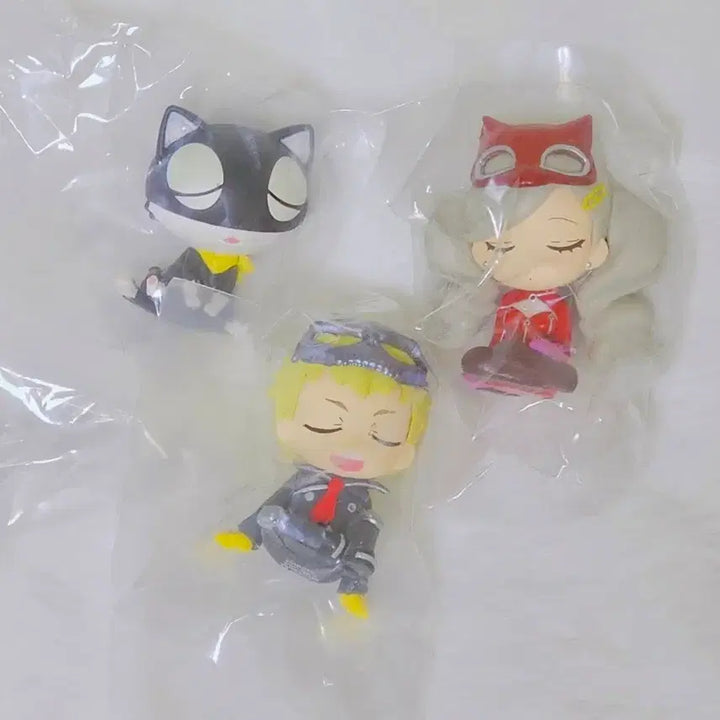 [BUNJANG] Persona Shoulder Buddy Gacha Figures Set / 페르소나 어깨쿵 가챠 피규어 모나 팬서
