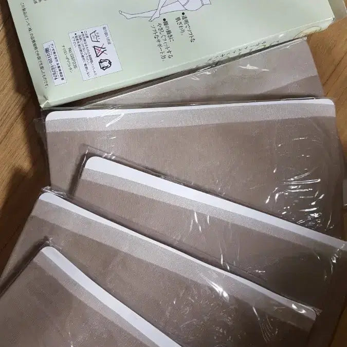 [BUNJANG] GUNZE Shell Gray Stockings Set of 5 (L-LL) / 일본군제 누드토 GUNZE L-LL 쉘그레이 스타킹5장셋트