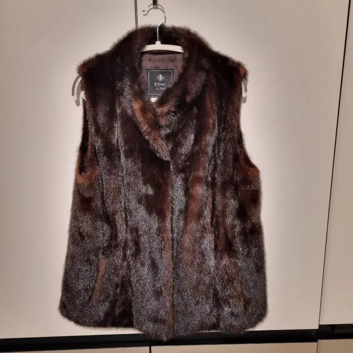 [BUNJANG] Jindo Klever Natural Fur Vest / Jindo Klever 천연 모피 조끼