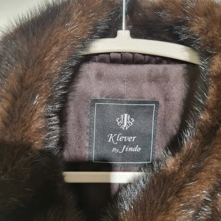 [BUNJANG] Jindo Klever Natural Fur Vest / Jindo Klever 천연 모피 조끼