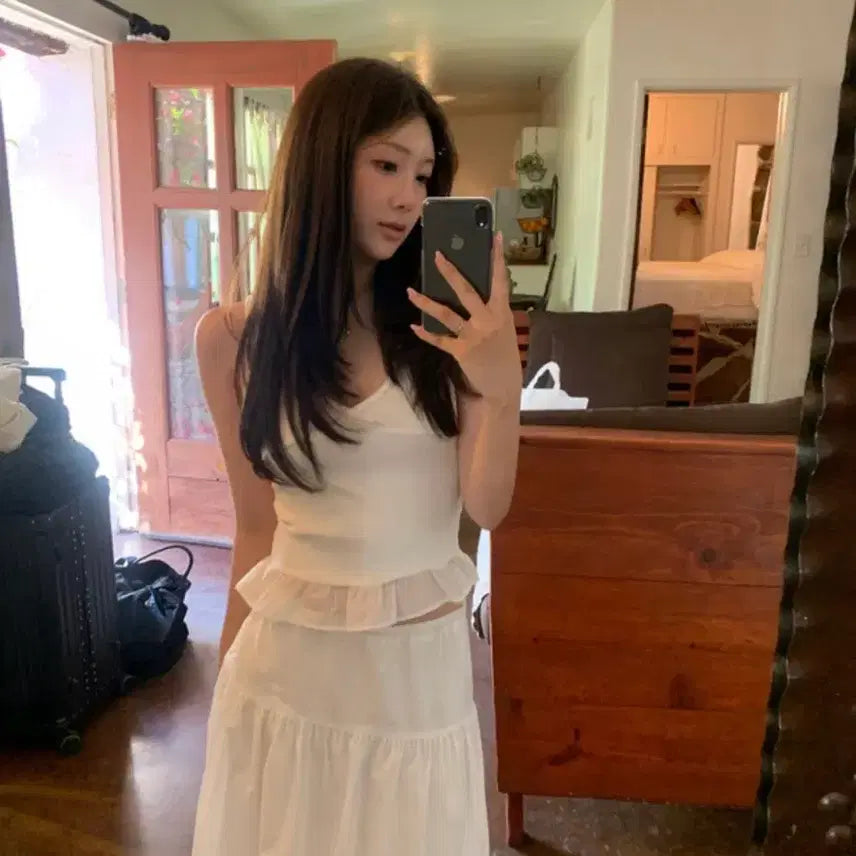 [SOLD OUT] 새상품 온드민 나시 Cloud sleeveless white