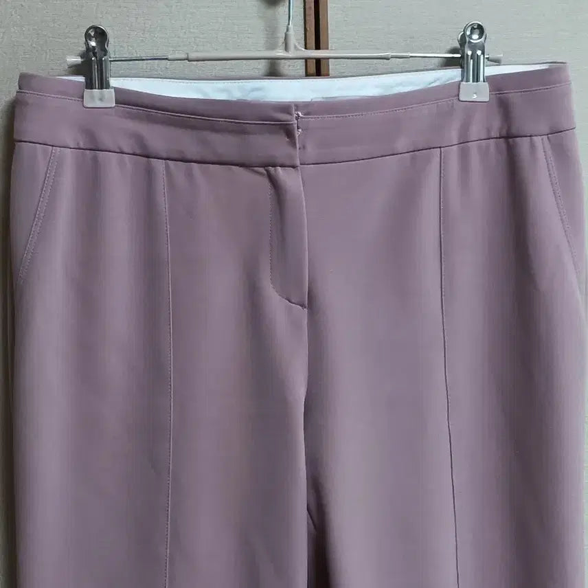 [BUNJANG] The izzat Semi Wide Fit Slacks Pink Polyester Blend / The izzat)더아이잗 10부 슬랙스